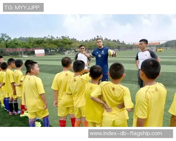 东莞足球培训班助力青少年成长提升技能培养团队精神与竞技意识